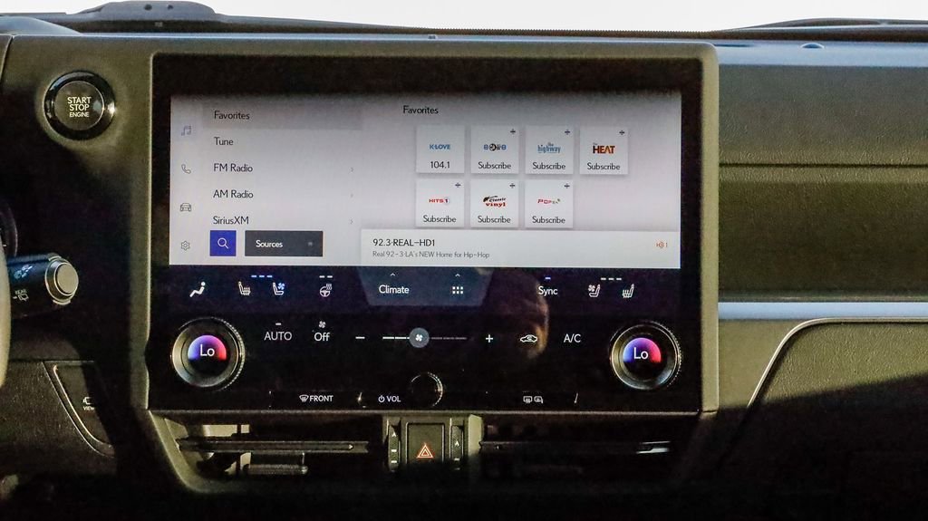 Used 2024 Lexus GX 550 550 Overtrail image 15