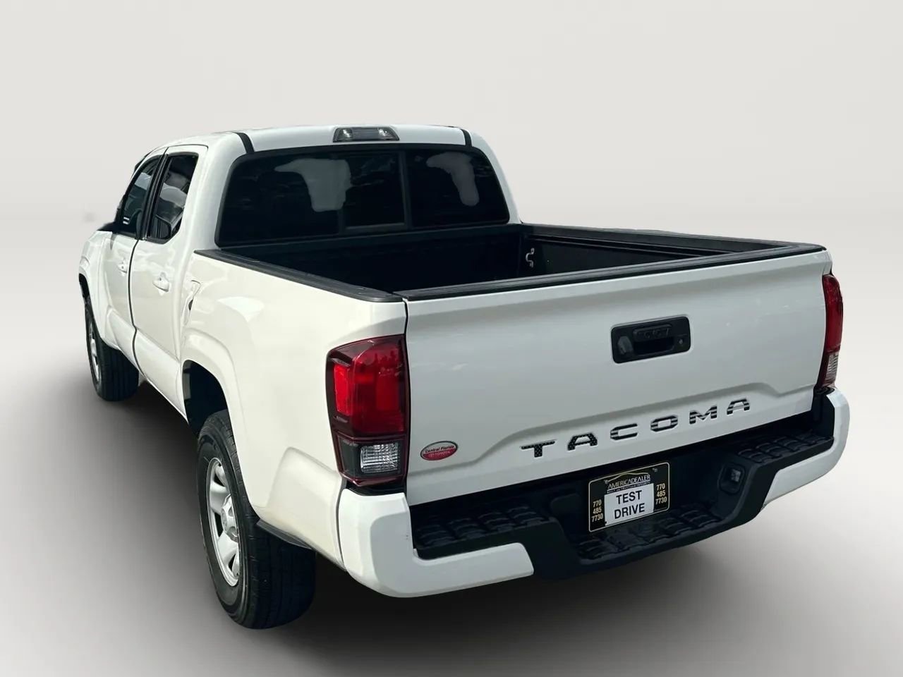 Used 2022 Toyota Tacoma SR w/ SR Convenience Package image 4