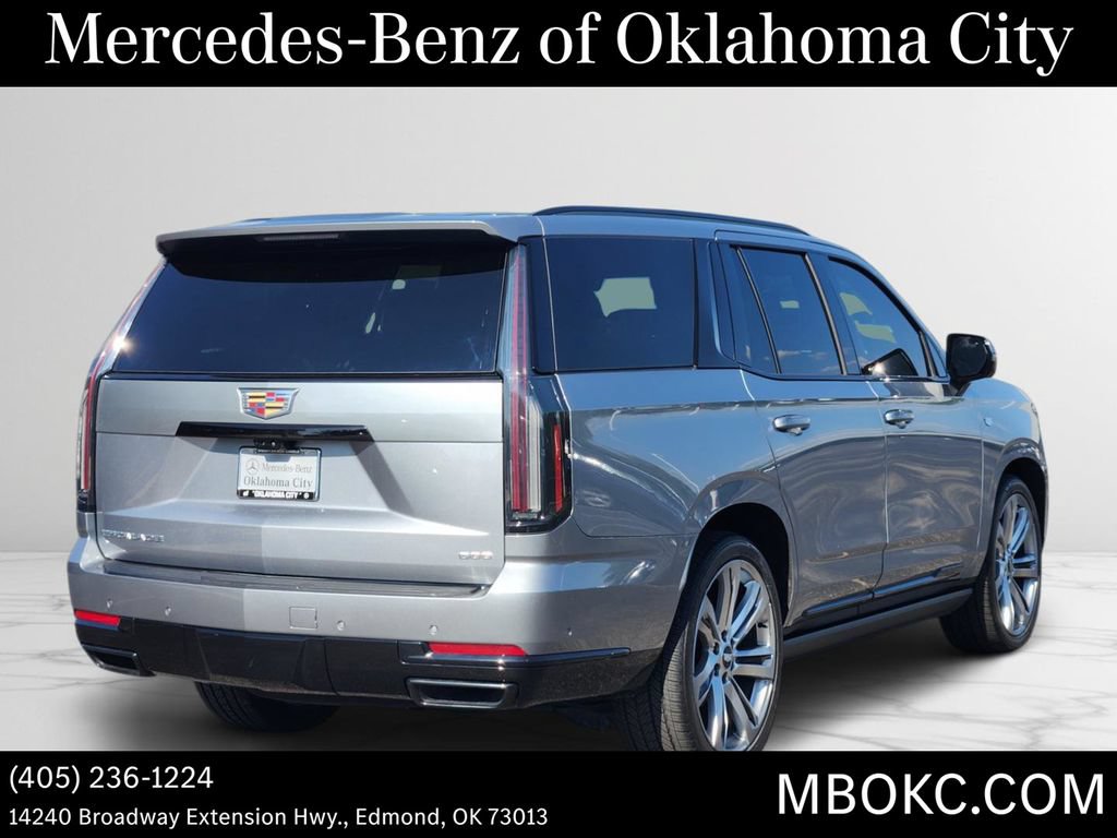 Used 2025 Cadillac Escalade Sport Platinum w/ LPO, Floor Liner Package AWD/4WD image 4