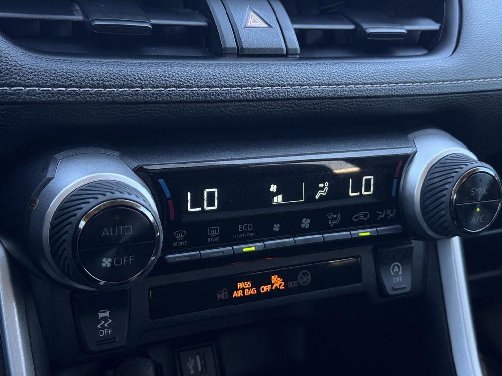 Used 2024 Toyota RAV4 XLE image 22