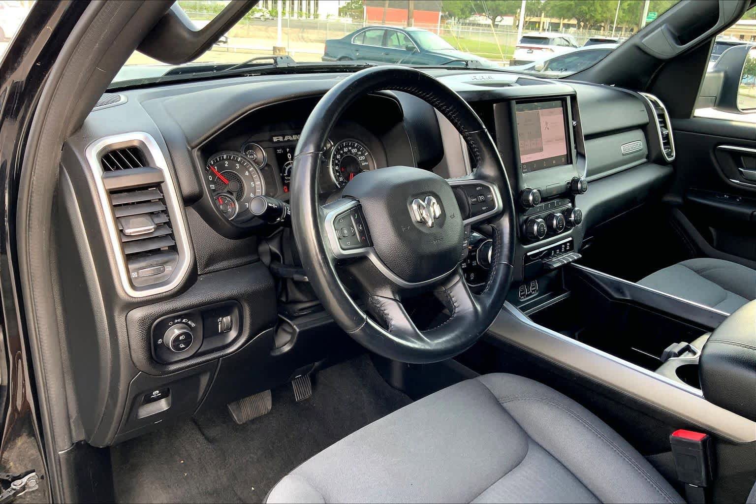 Used 2023 RAM 1500 Big Horn AWD/4WD image 18