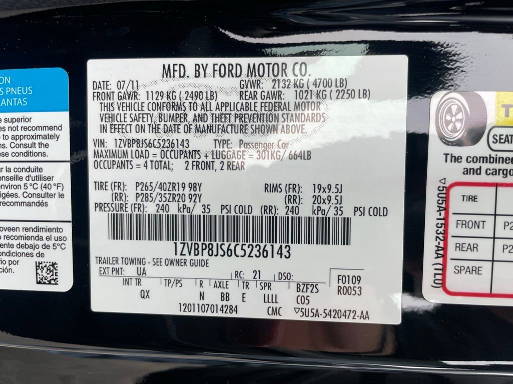 Used 2012 Ford Mustang Shelby GT500 w/ SVT Performance Pkg image 37