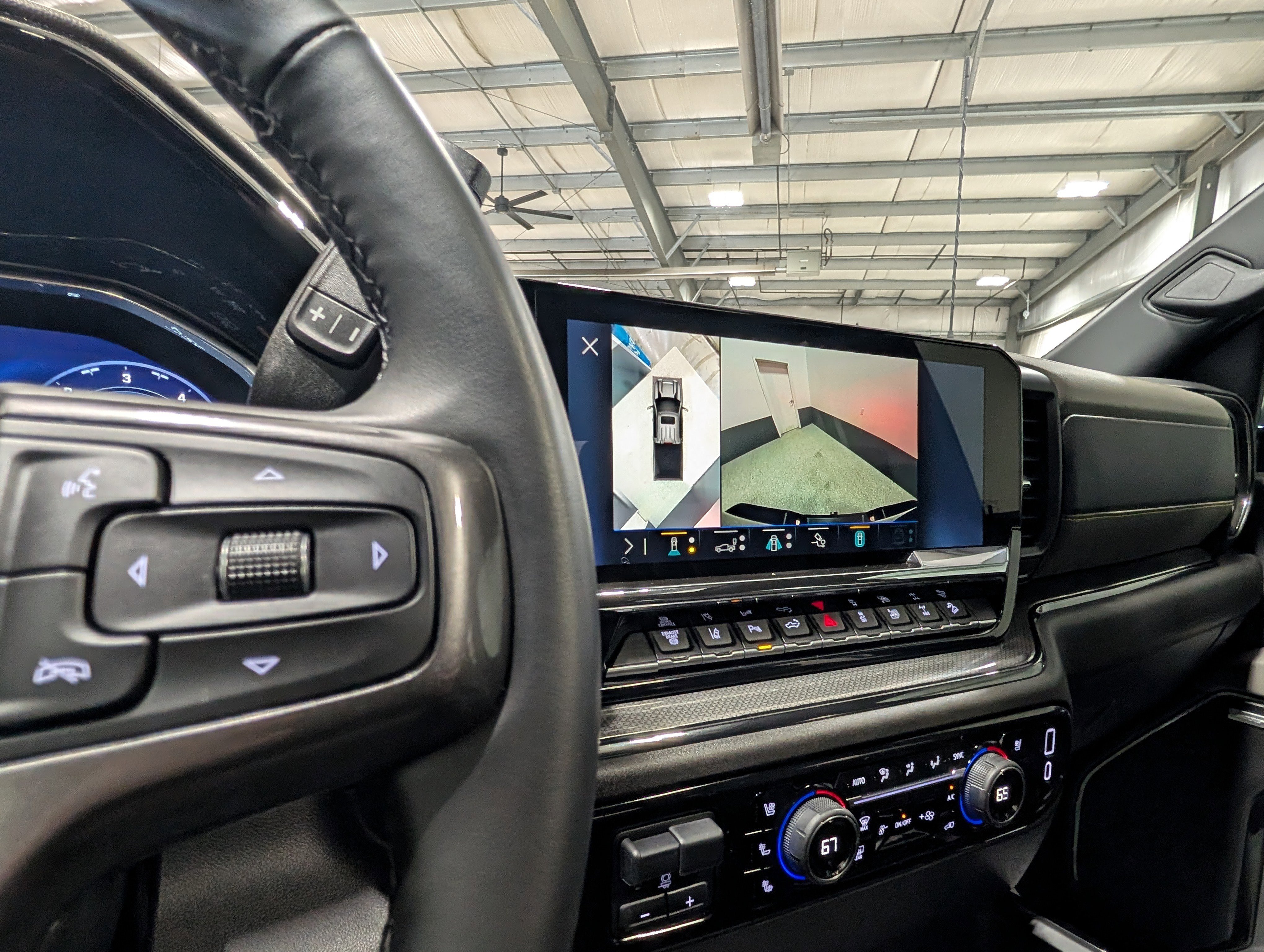 Used 2025 Chevrolet Silverado 2500 ZR2 w/ Technology Package AWD/4WD image 26