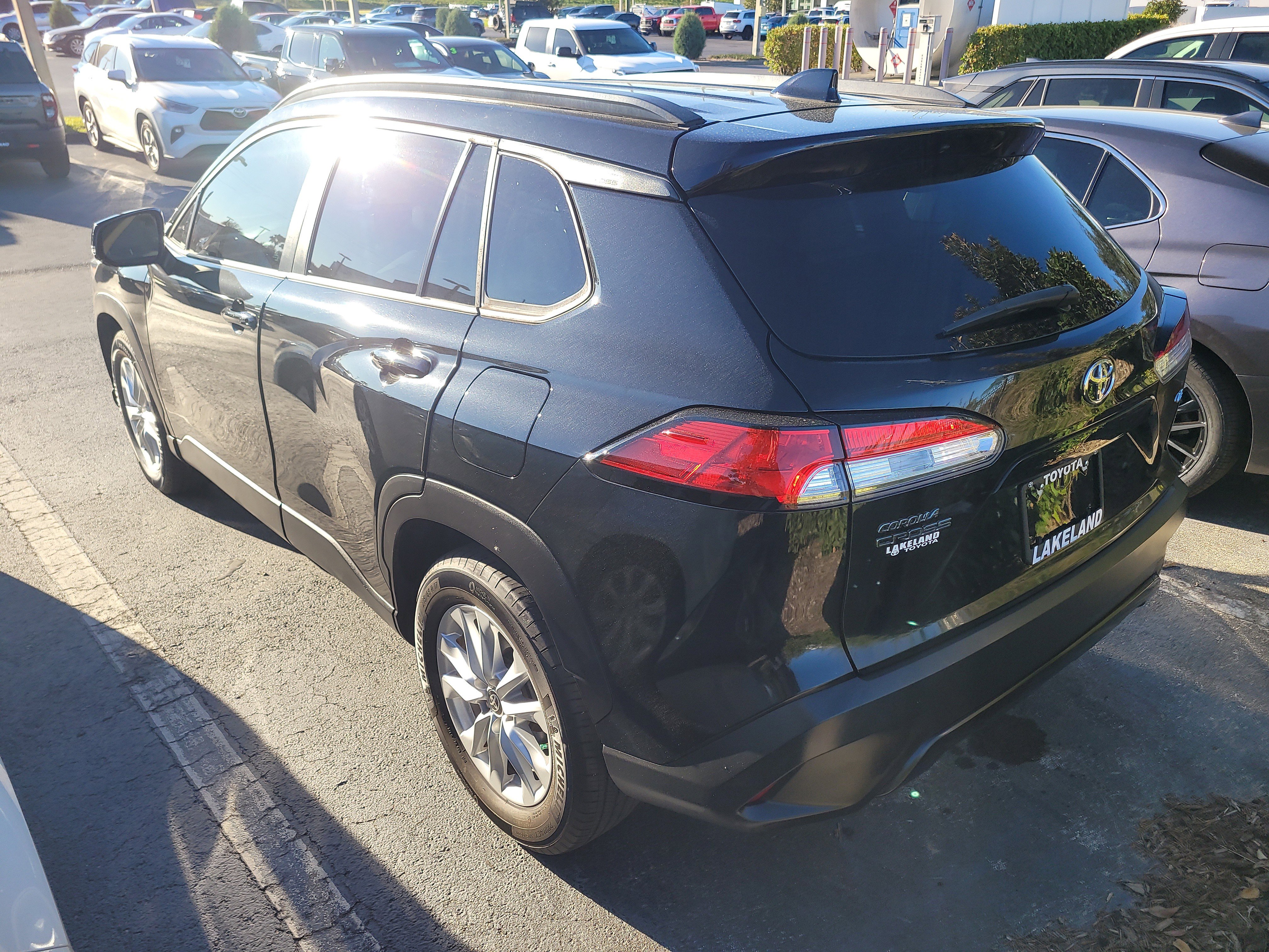 Used 2023 Toyota Corolla Cross LE image 5