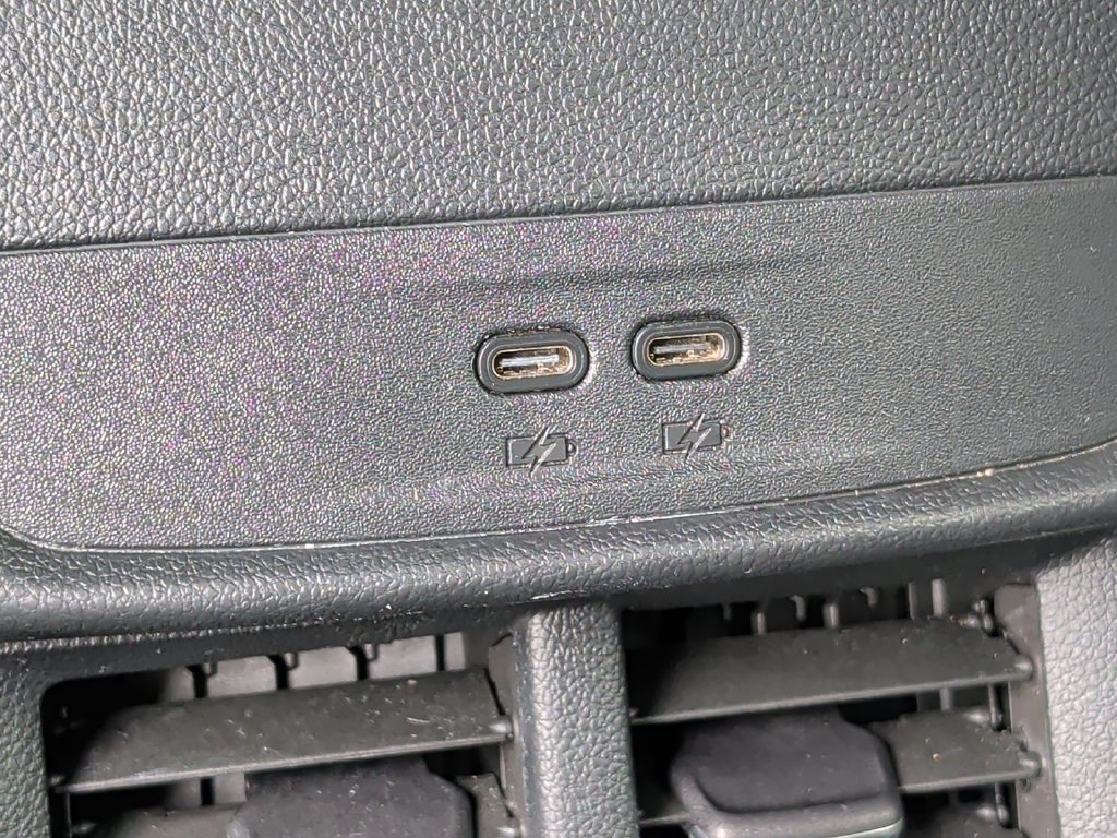 Used 2025 Chevrolet Equinox LT FWD image 32