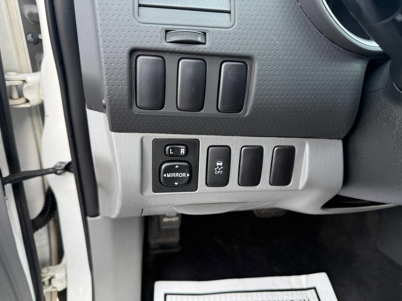 Used 2015 Toyota Tacoma 2WD Access Cab w/ Convenience Package image 12