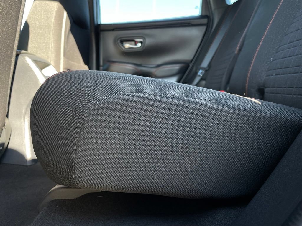 Certified 2025 Honda HR-V Sport image 38