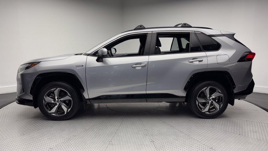 Certified 2024 Toyota RAV4 SE w/ Weather & Moonroof Package AWD/4WD image 4