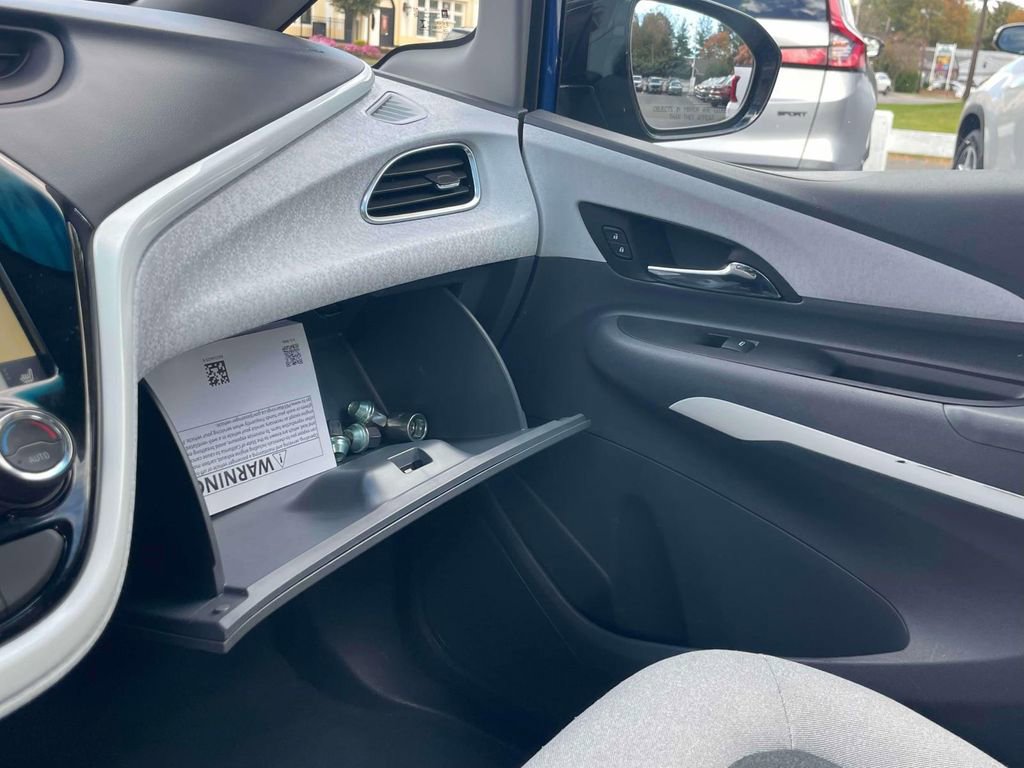 Used 2019 Chevrolet Bolt LT image 30