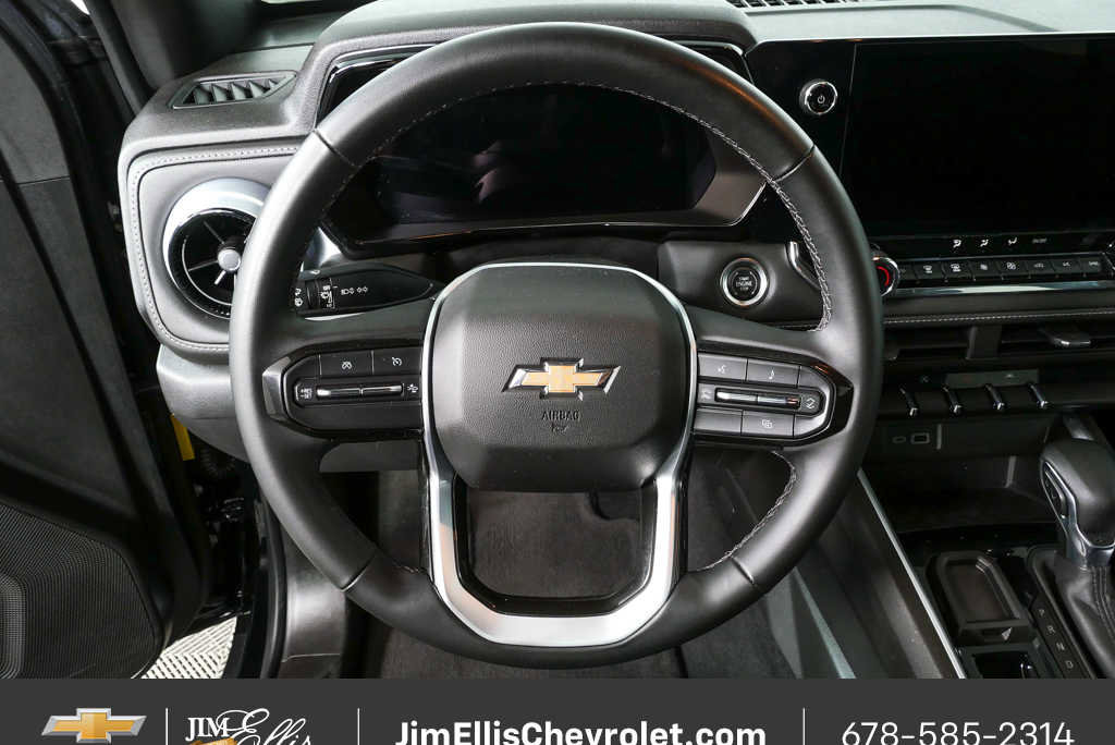 Used 2024 Chevrolet Colorado LT w/ LT Convenience Package RWD image 6