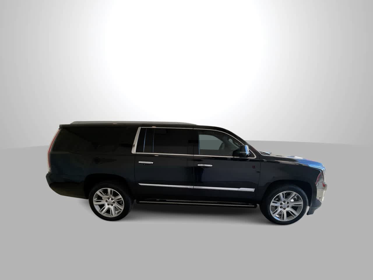 Used 2018 Cadillac Escalade ESV Premium Luxury AWD/4WD image 9