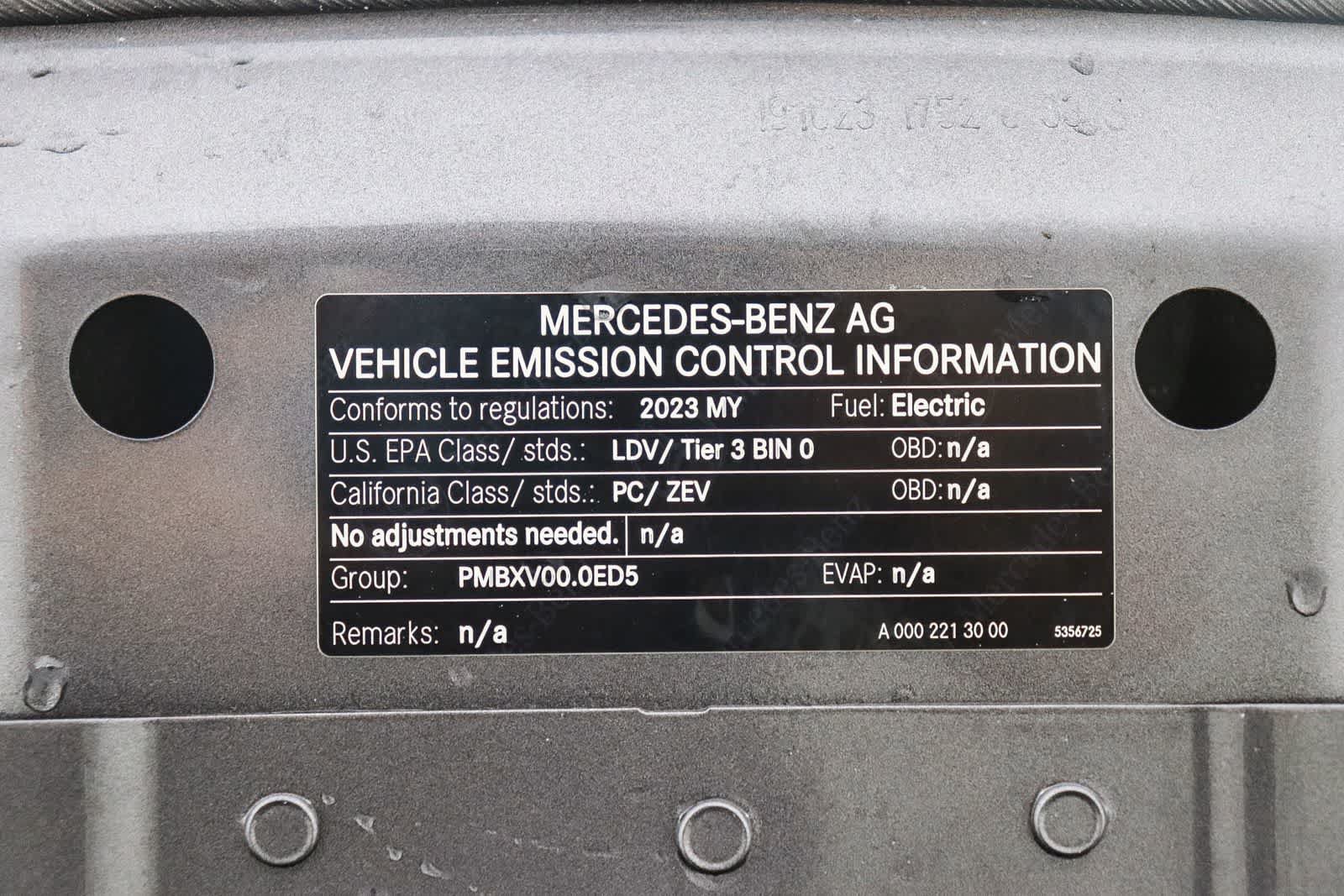 Used 2023 Mercedes-Benz EQB 300 4MATIC image 28