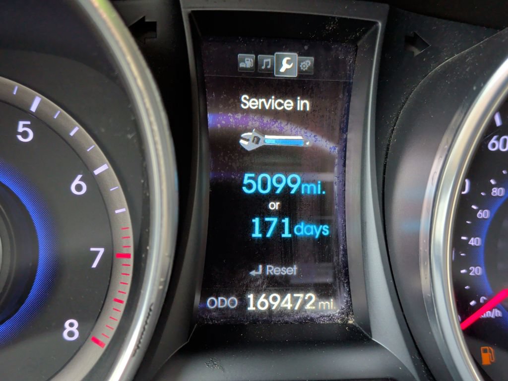 Used 2013 Hyundai Santa Fe Sport 2.0T FWD image 15