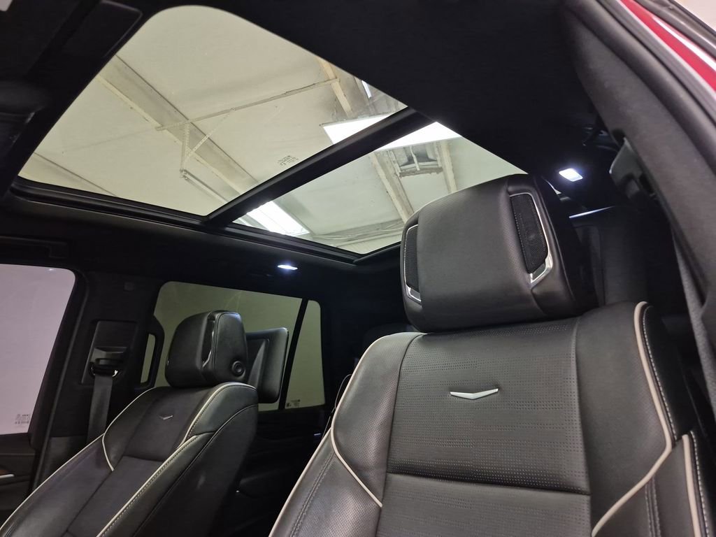 Used 2023 Cadillac Escalade Premium Luxury RWD image 19