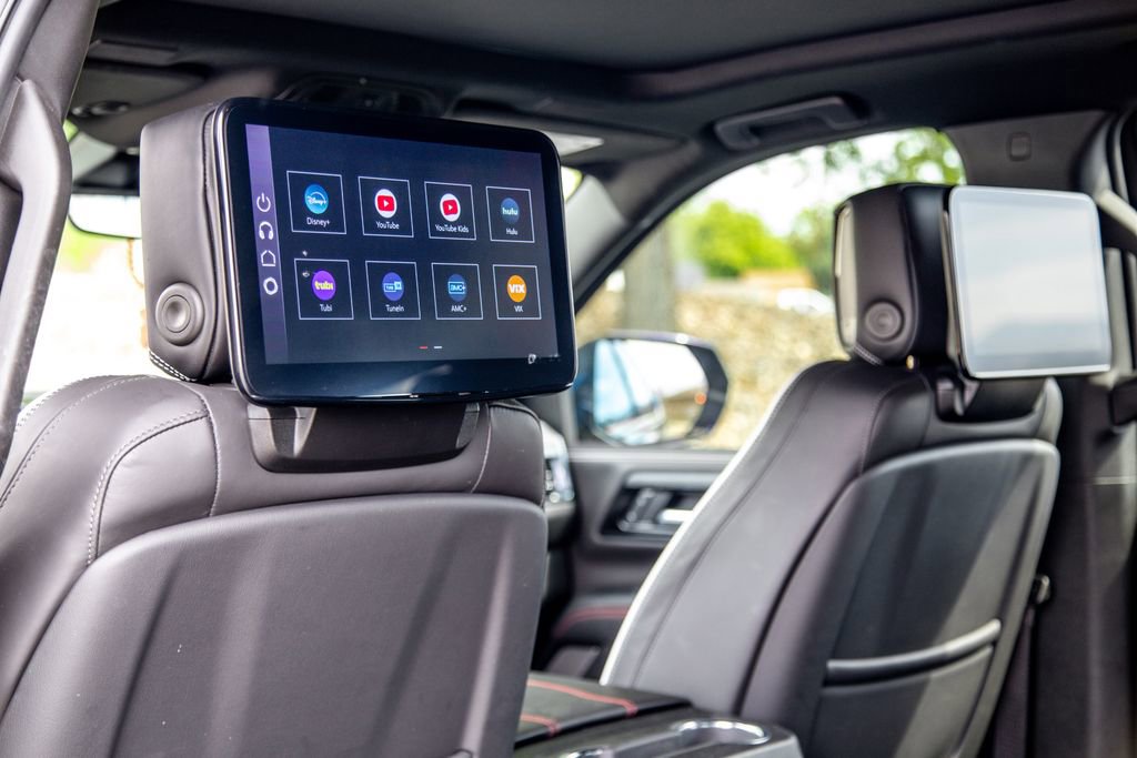 Used 2025 GMC Yukon AT4 Ultimate AWD/4WD image 21