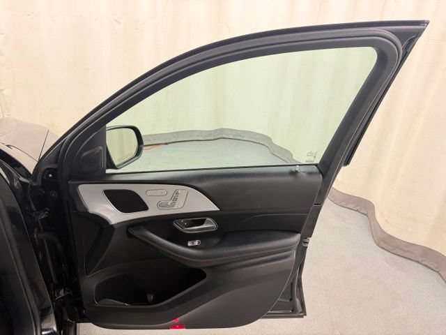 Used 2024 Mercedes-Benz GLE 450e 4MATIC image 16