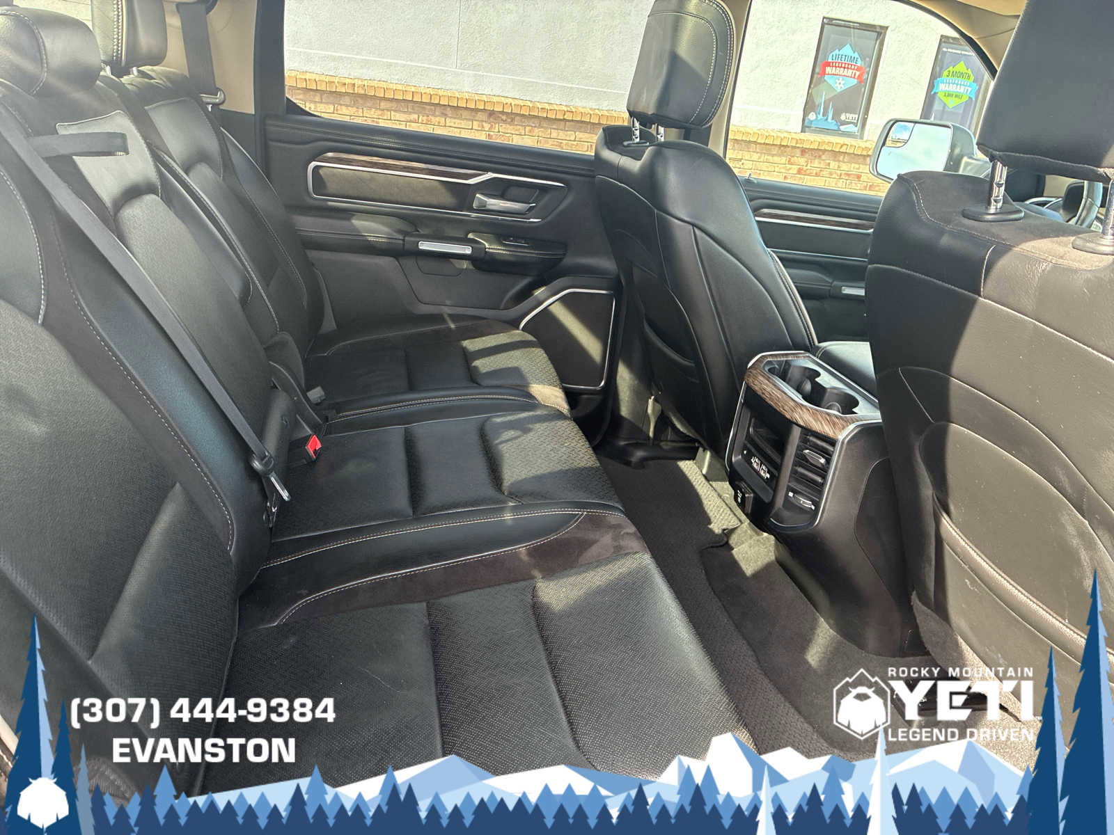 Used 2019 RAM 1500 Laramie AWD/4WD image 27