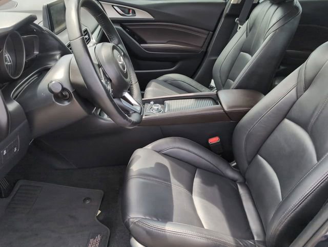 Used 2018 MAZDA MAZDA3 Touring image 24
