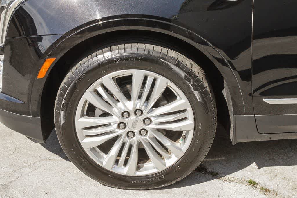 Used 2019 Cadillac XT5 Premium Luxury image 5