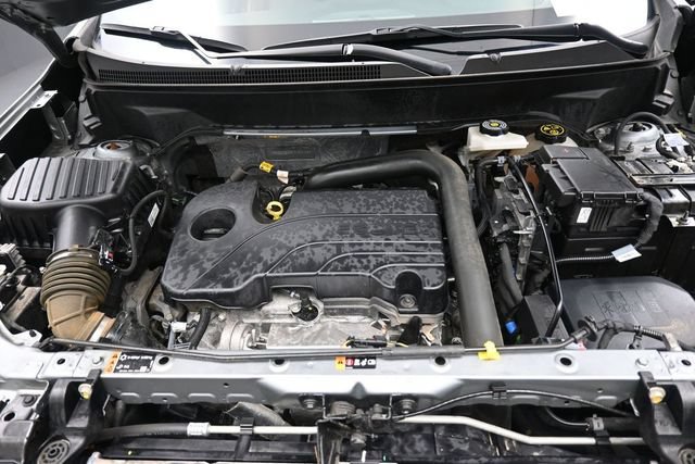 Used 2023 Chevrolet Equinox RS w/ RS Leather Package FWD image 33