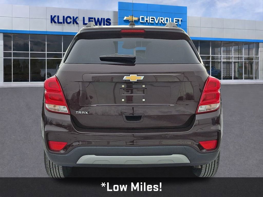 Used 2021 Chevrolet Trax LT w/ LT Convenience Package image 7