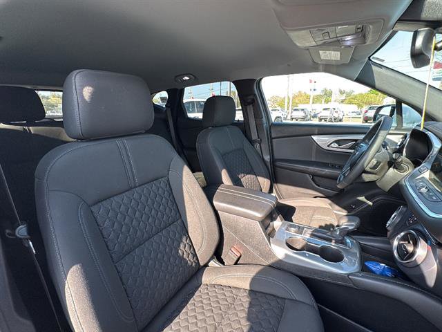 Used 2022 Chevrolet Blazer LT FWD image 9