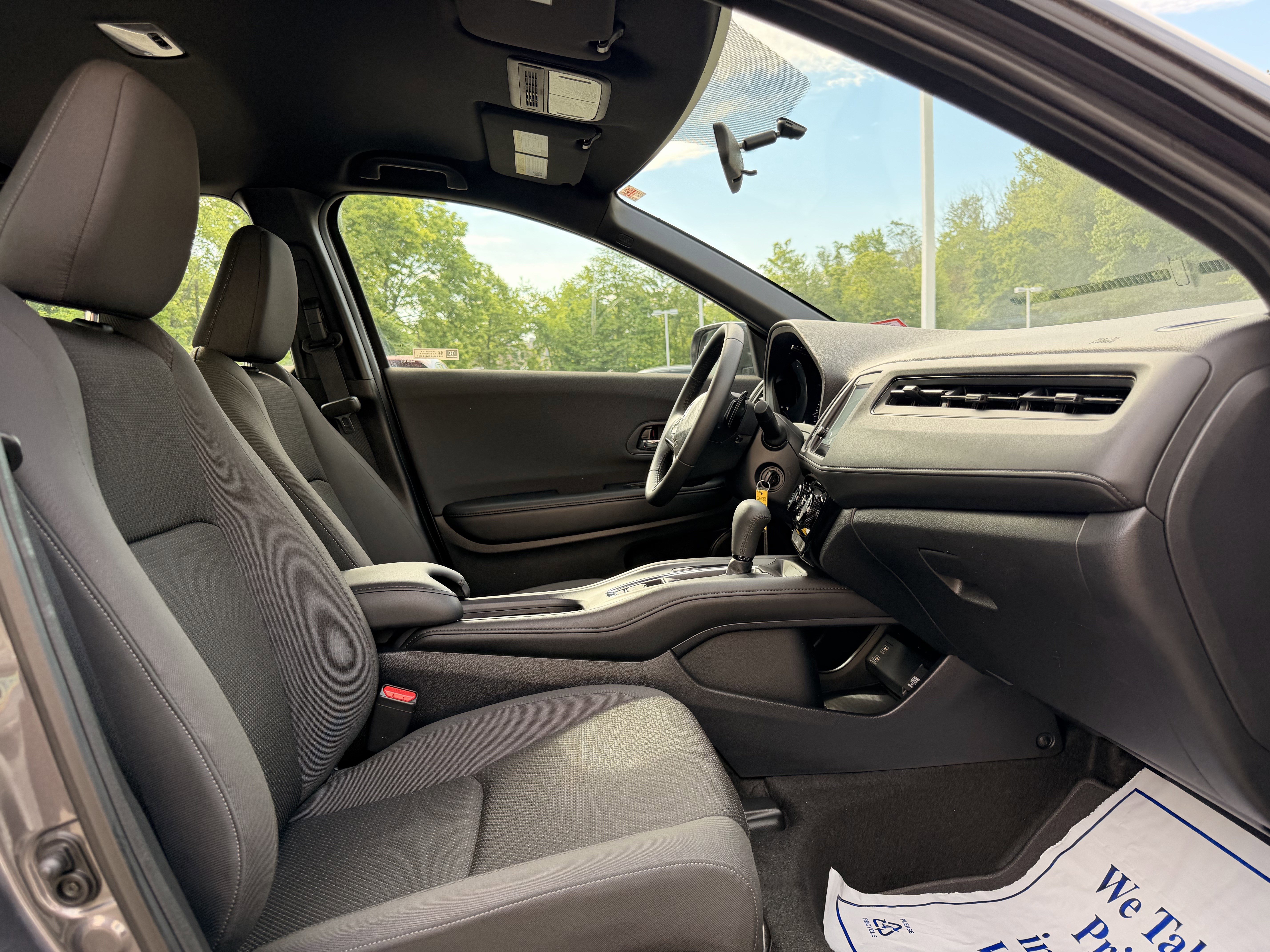 Used 2019 Honda HR-V Sport image 12