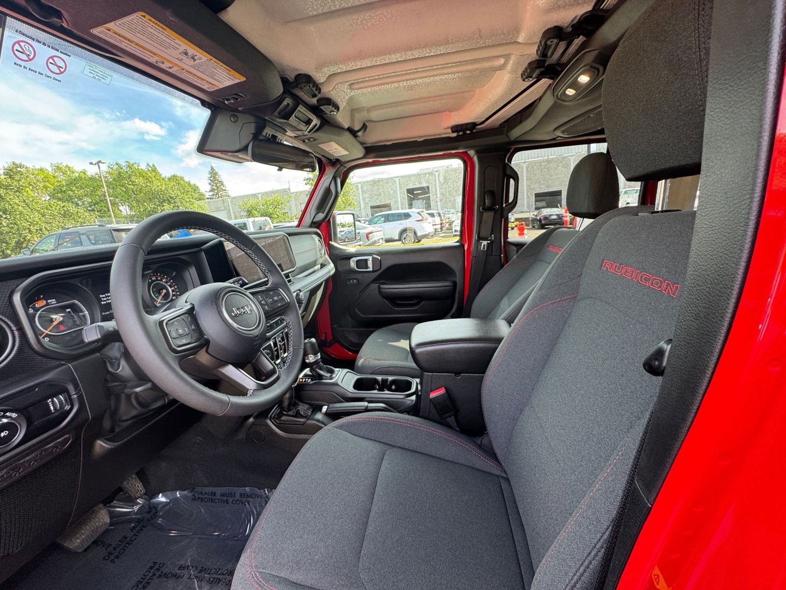 Used 2025 Jeep Wrangler Unlimited Rubicon image 25