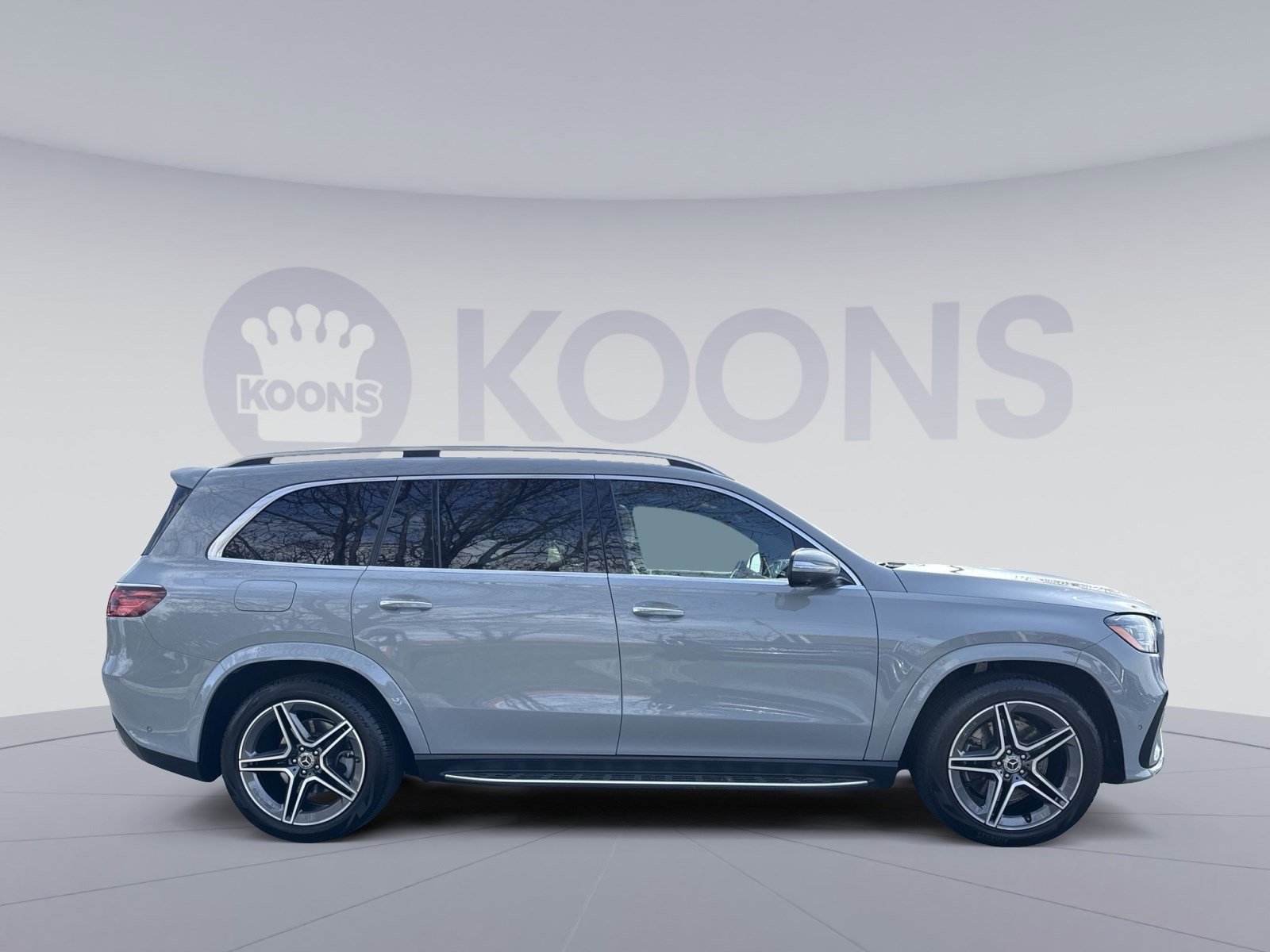 Used 2024 Mercedes-Benz GLS 450 4MATIC image 8