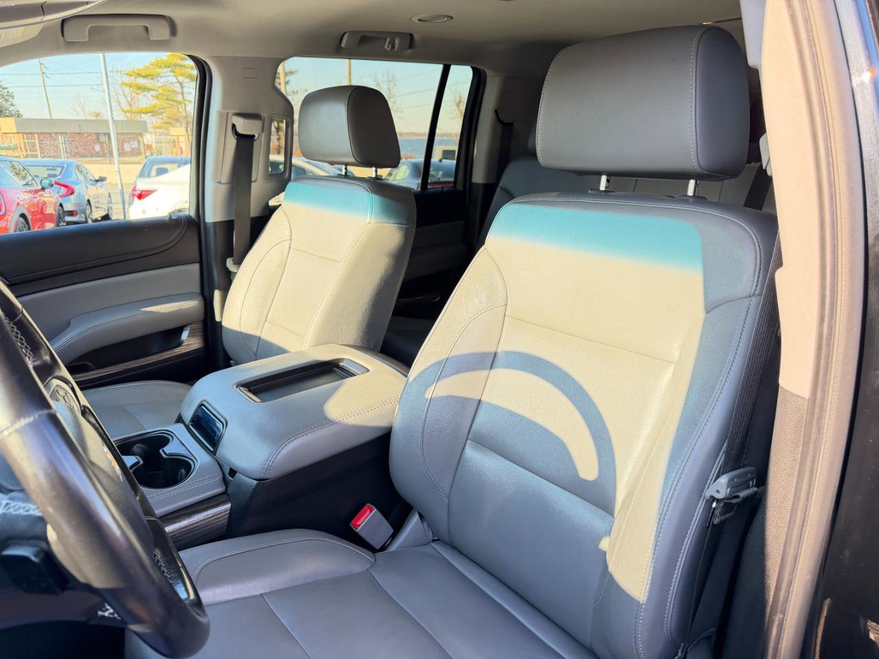 Used 2020 Chevrolet Suburban LT image 14