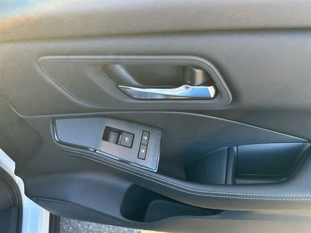 New 2026 Nissan Rogue SV AWD/4WD image 26