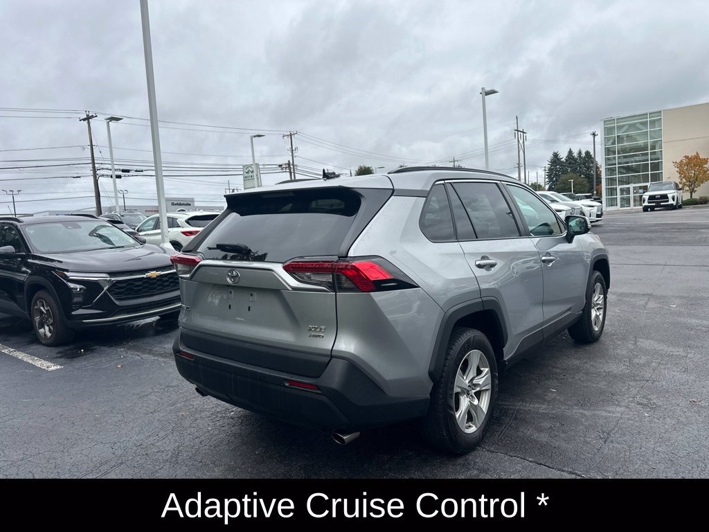 Used 2019 Toyota RAV4 XLE w/ Convenience Package AWD/4WD image 6