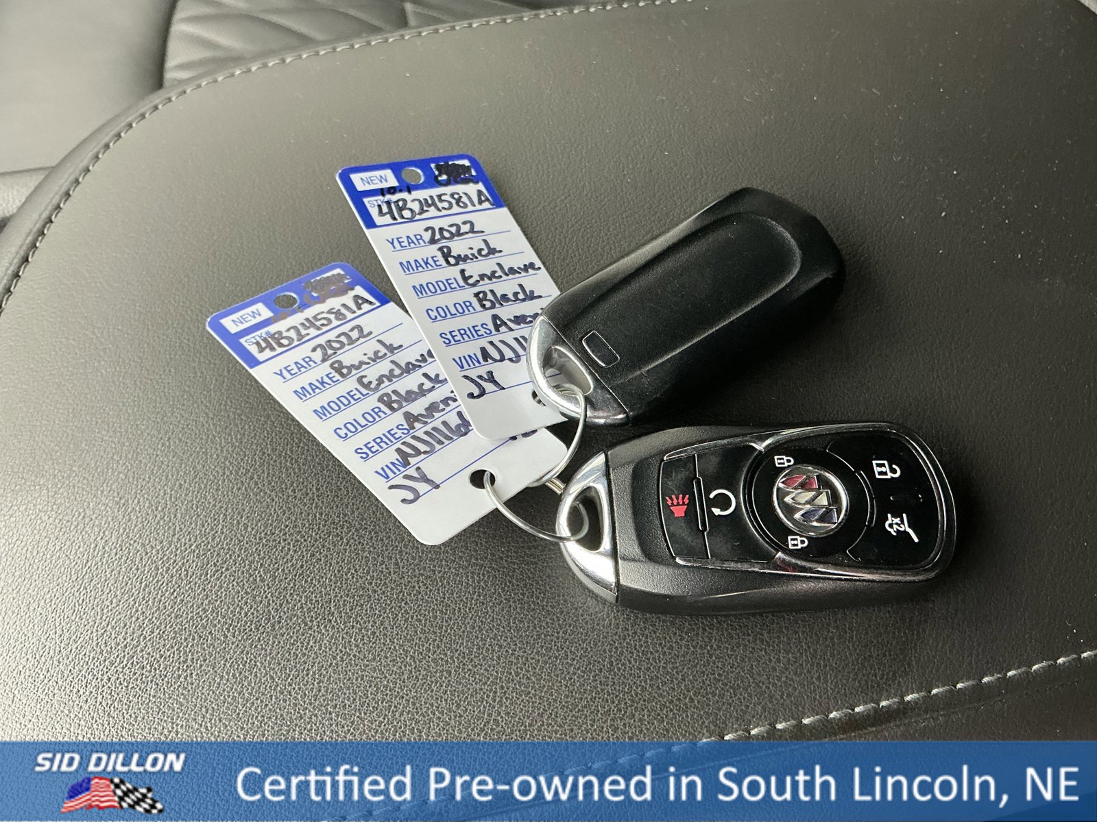 Used 2022 Buick Enclave Avenir w/ Avenir Technology Package image 8