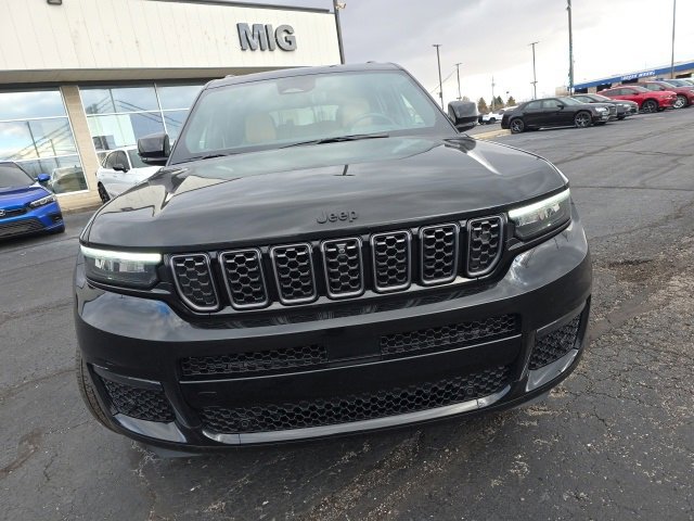 Used 2024 Jeep Grand Cherokee L Summit image 8