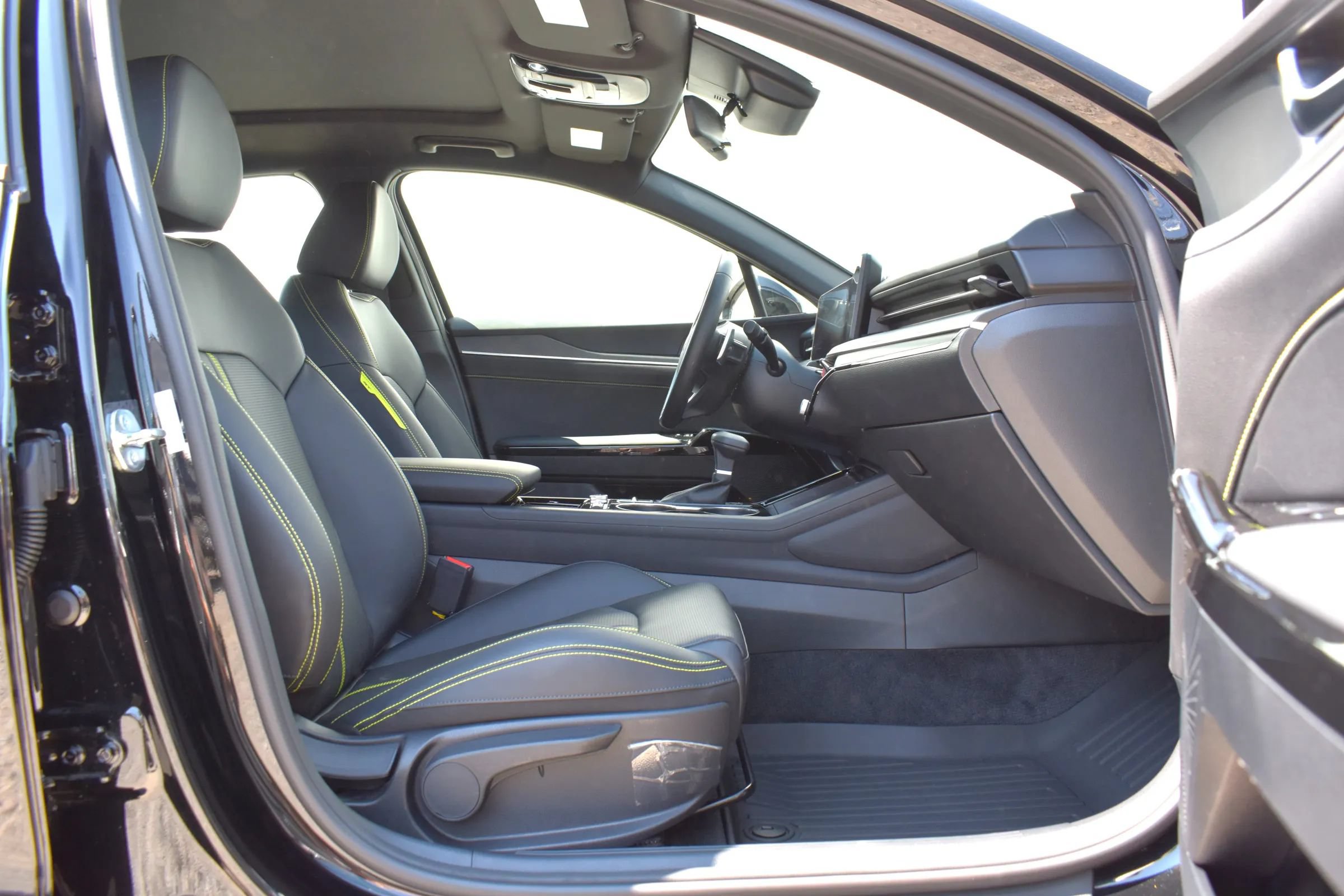 Used 2026 Kia K5 GT FWD image 29