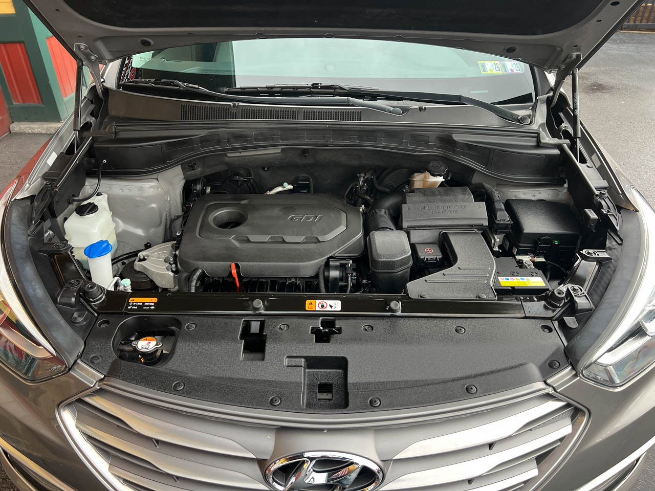 Used 2017 Hyundai Santa Fe Sport image 24