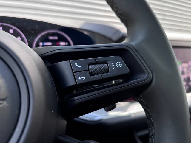 Certified 2026 Porsche Cayenne S AWD/4WD image 17