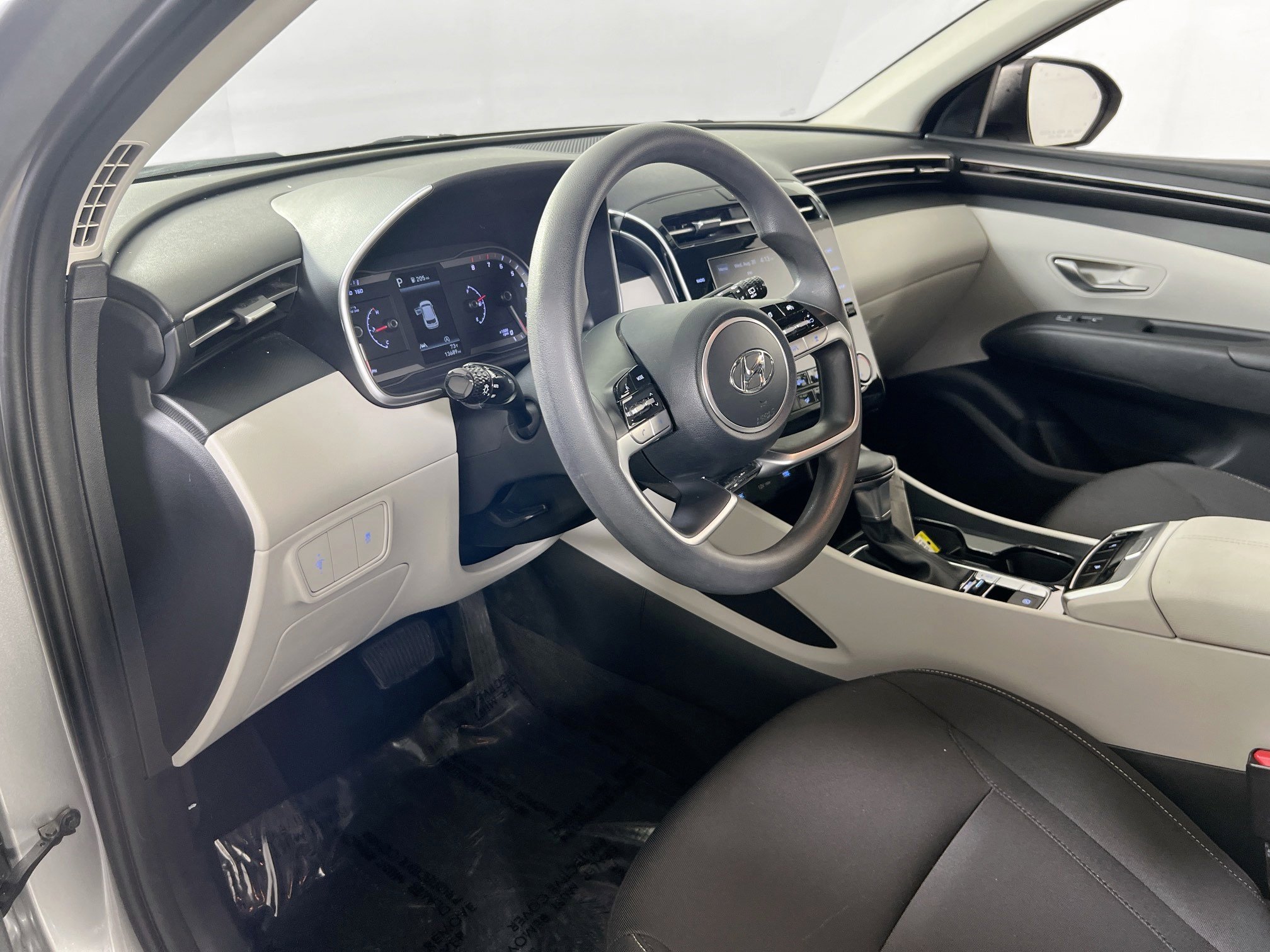 Used 2022 Hyundai Tucson SEL w/ Cargo Package image 9