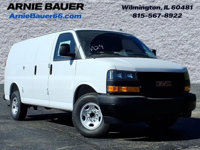 New 2025 GMC Savana 2500 w/ Enhanced Convenience Package