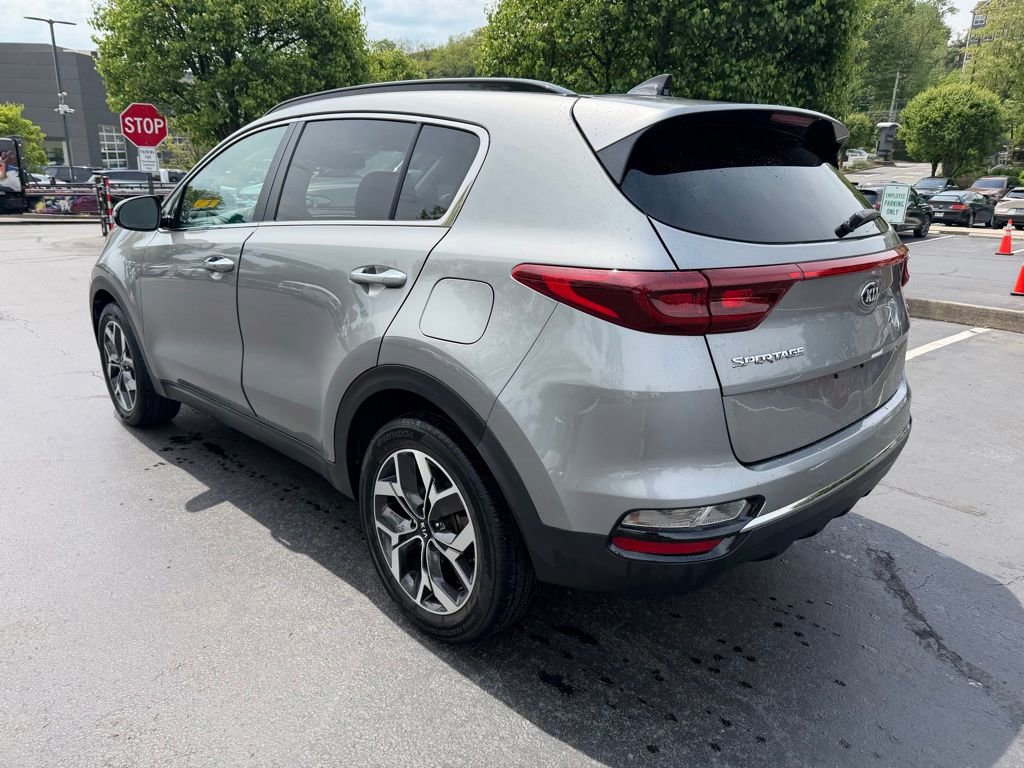 Used 2020 Kia Sportage EX w/ EX Technology Package AWD/4WD image 2