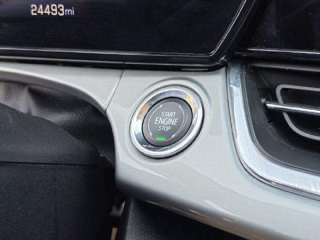 Certified 2026 Chevrolet Trax LT FWD image 32