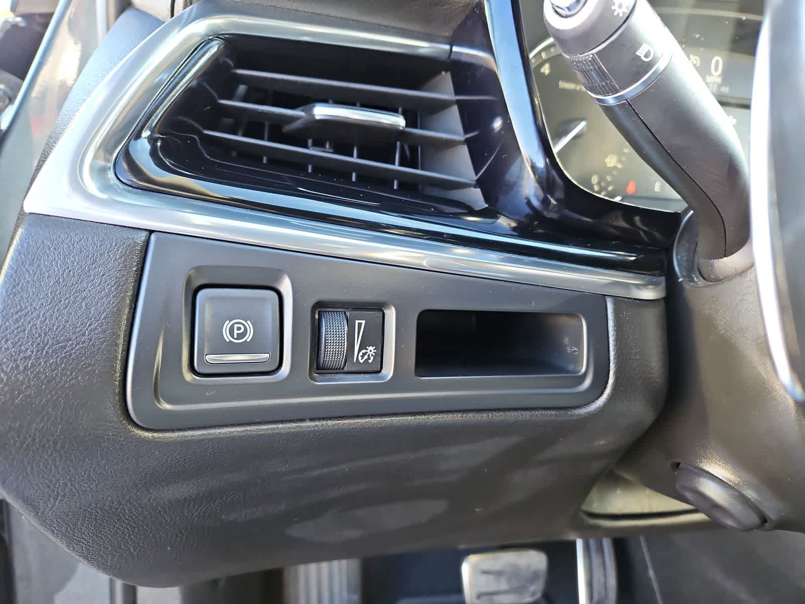 Used 2020 Cadillac XT6 Sport AWD/4WD image 27