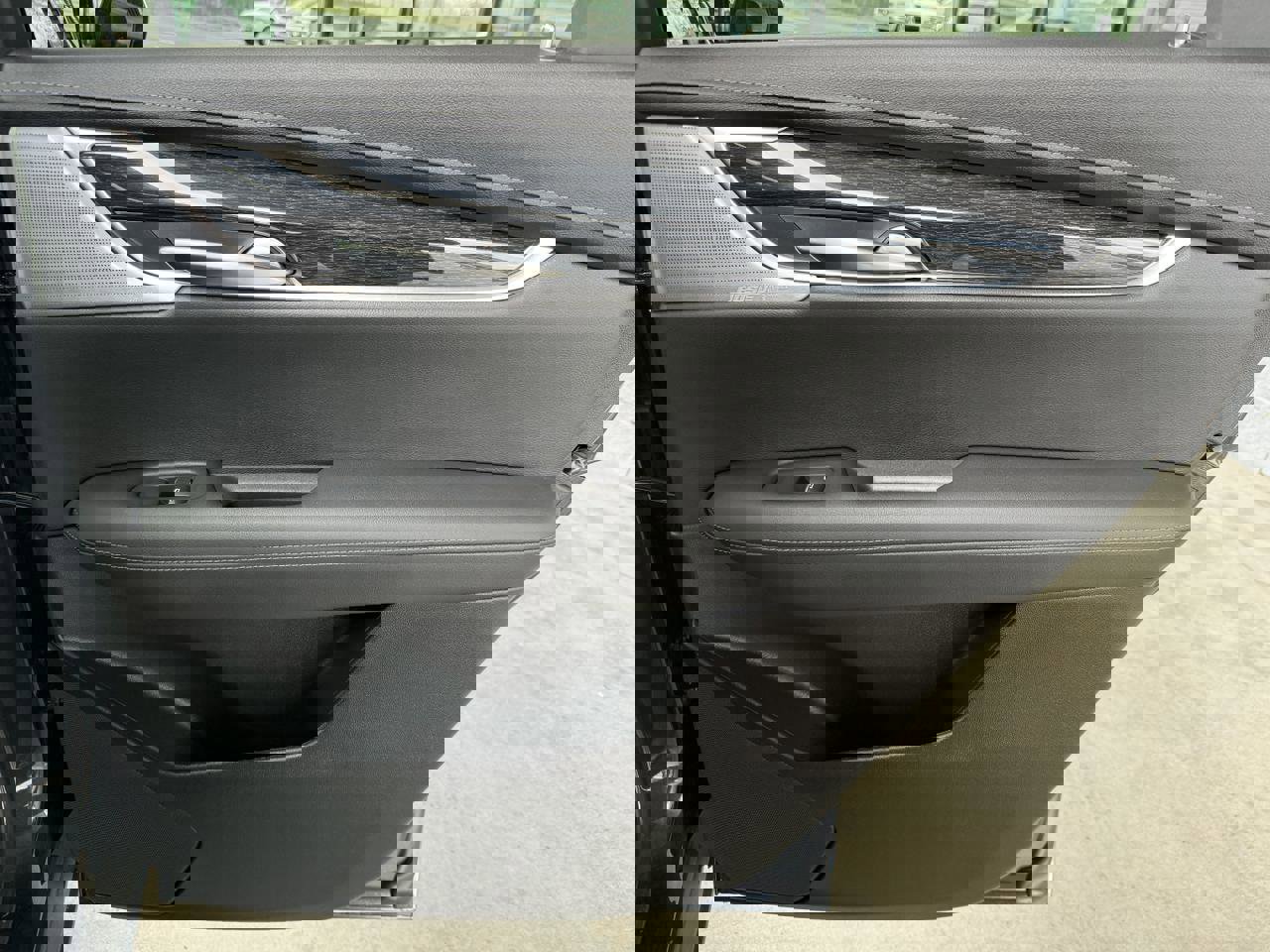 Used 2023 Cadillac XT5 Premium Luxury w/ Technology Package image 35