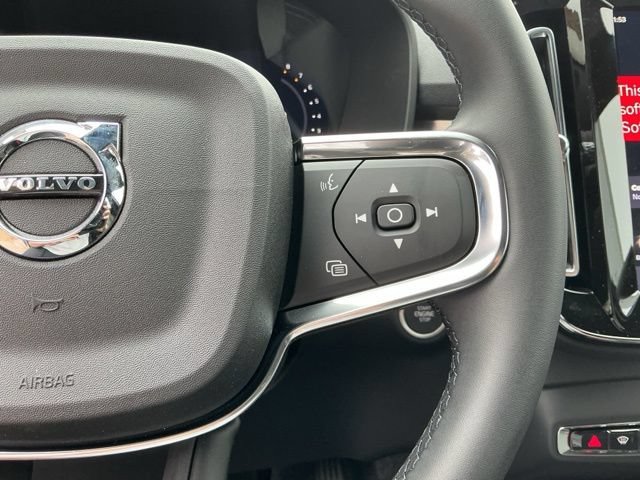 New 2026 Volvo XC40 B4 Core FWD image 19