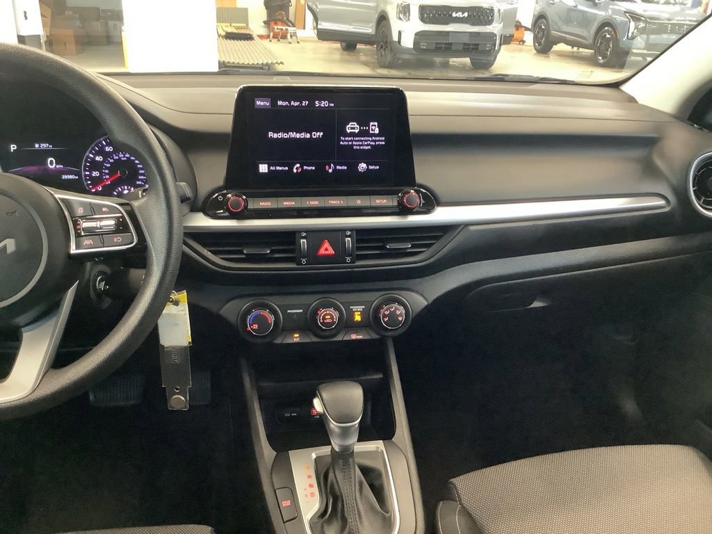 Certified 2023 Kia Forte LXS FWD image 10