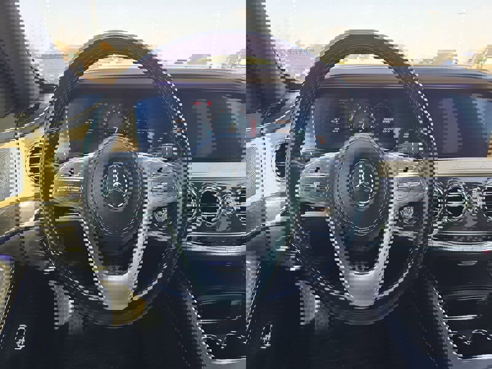 Used 2018 Mercedes-Benz S 560 Sedan image 22