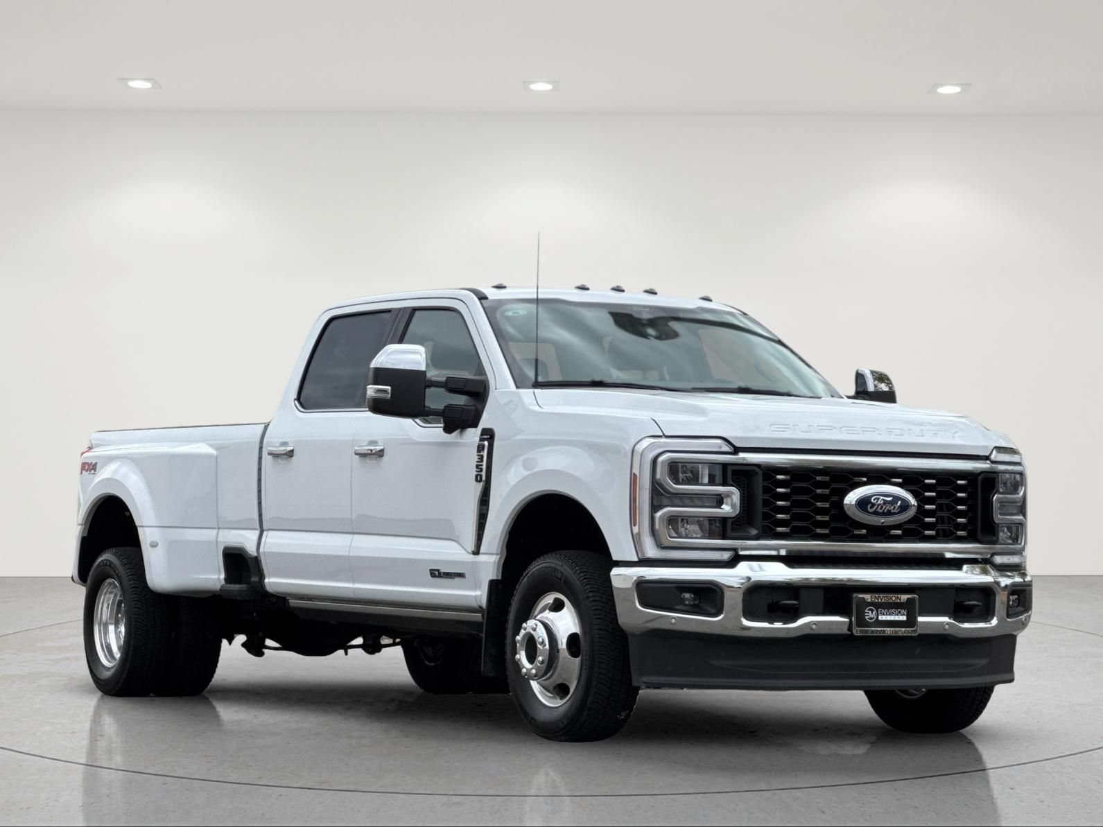 Used 2025 Ford F350 Lariat w/ Lariat Ultimate Package AWD/4WD image 8