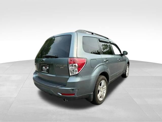 Used 2010 Subaru Forester 2.5X Premium image 5