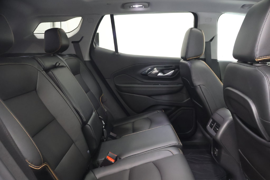 Used 2024 GMC Terrain AT4 w/ Infotainment Package II AWD/4WD image 24