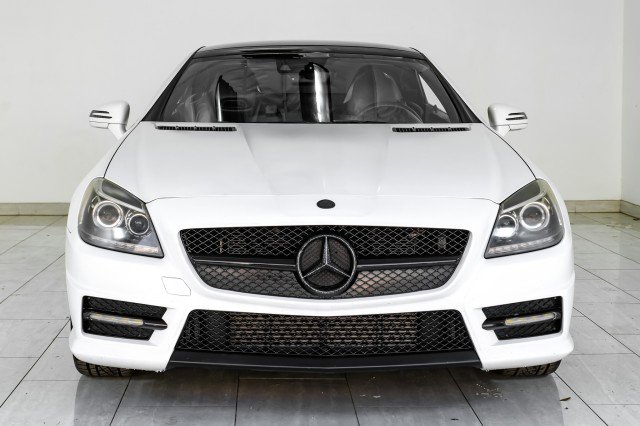 Used 2014 Mercedes-Benz SLK 250 image 4
